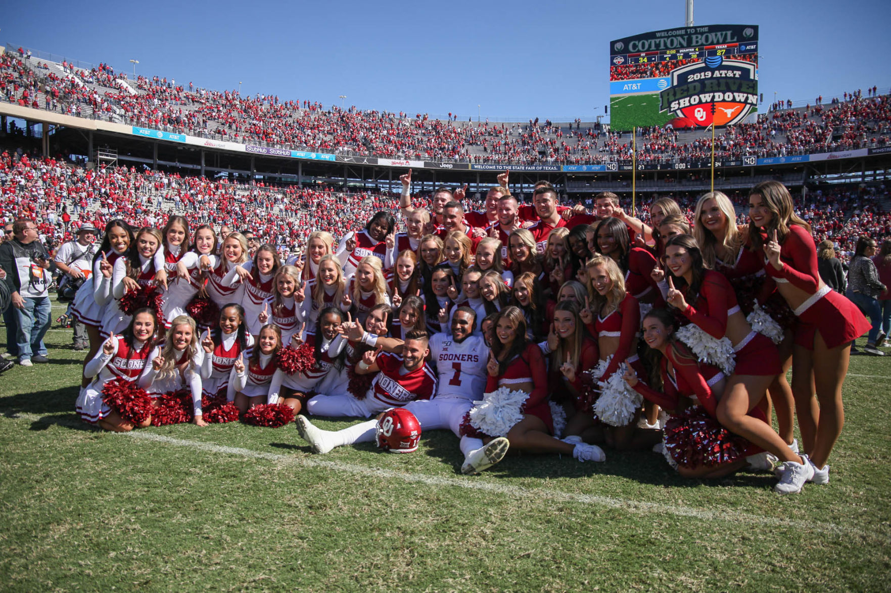Jalen with spirit teams